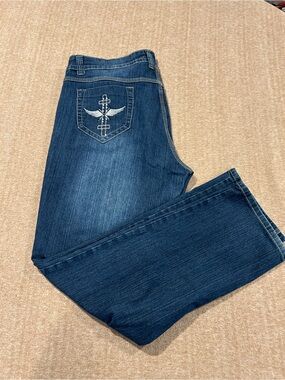 U-51 Dark Wash Embroidered Pocket Jeans Size 16